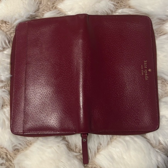 Kate Spade Zippered Leather Travel Organizer